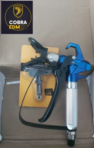 pistolet niebieski.webp